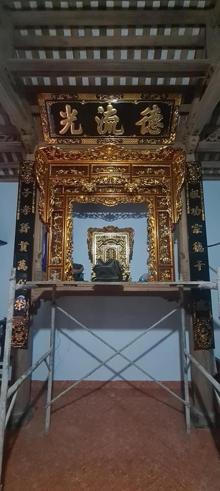 Chiều châu hoành phi câu đối