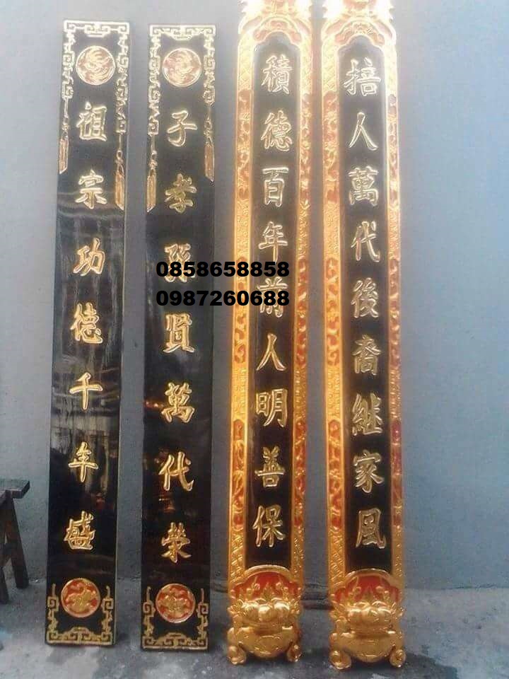 Câu Đối Bàn Thờ Gia Tiên bằng gỗ